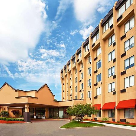 Baymont By Wyndham Meriden Exterior foto